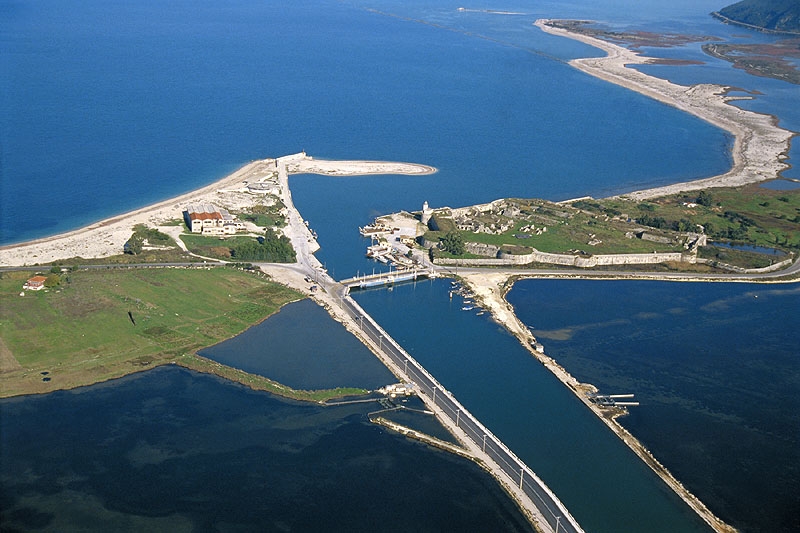 BRIDGE-OF-LEFKAS